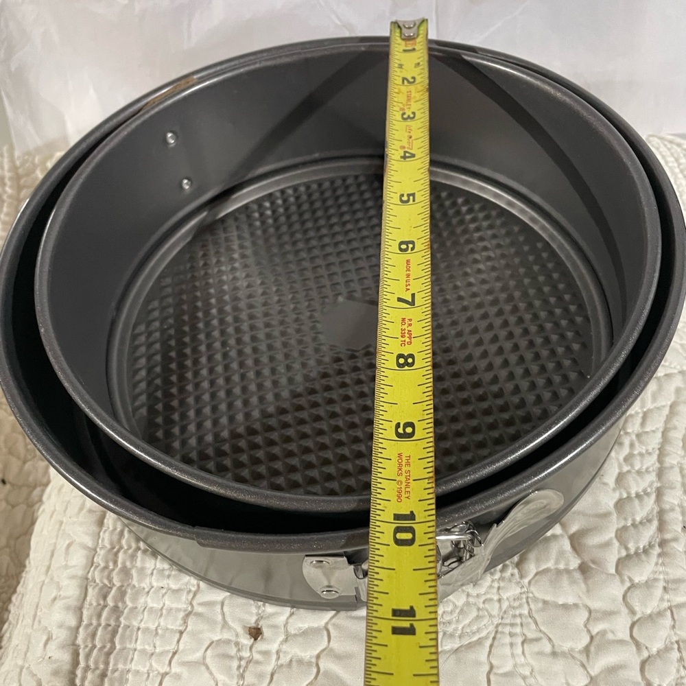 Non-Stick Springform Cake Pan Set - Gray